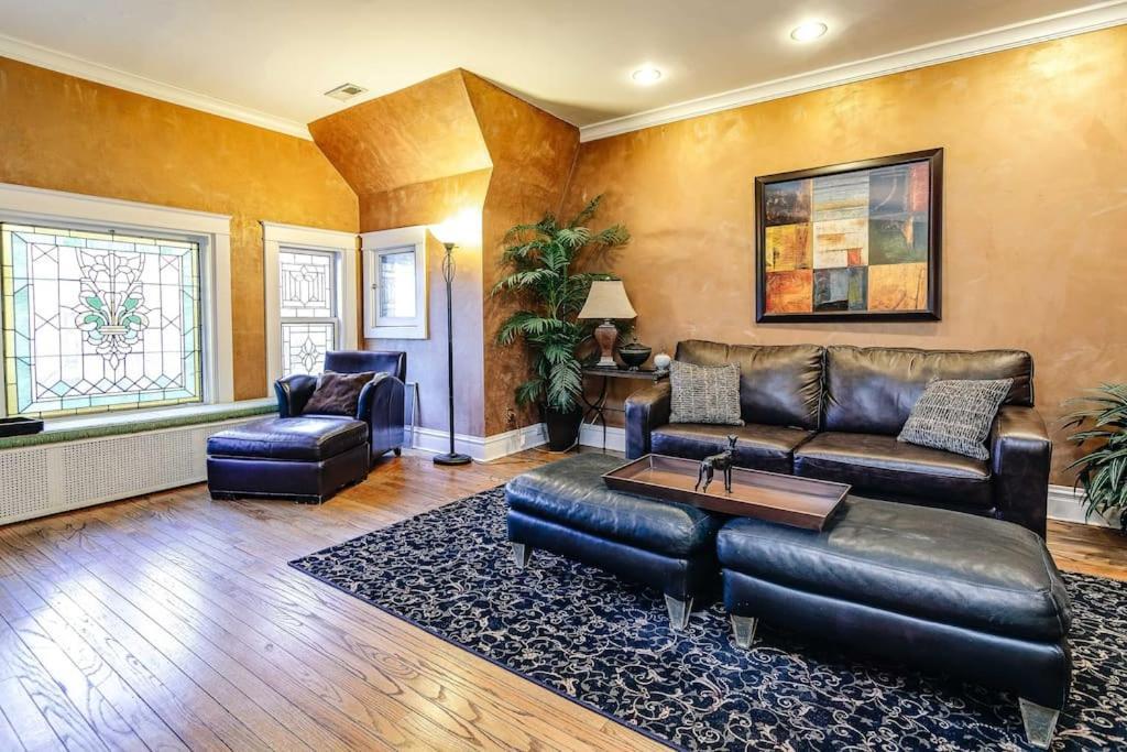 شقة Historic And Unique Brownstone In Gold Coast - Downtown - 3 شيكاغو المظهر الخارجي الصورة