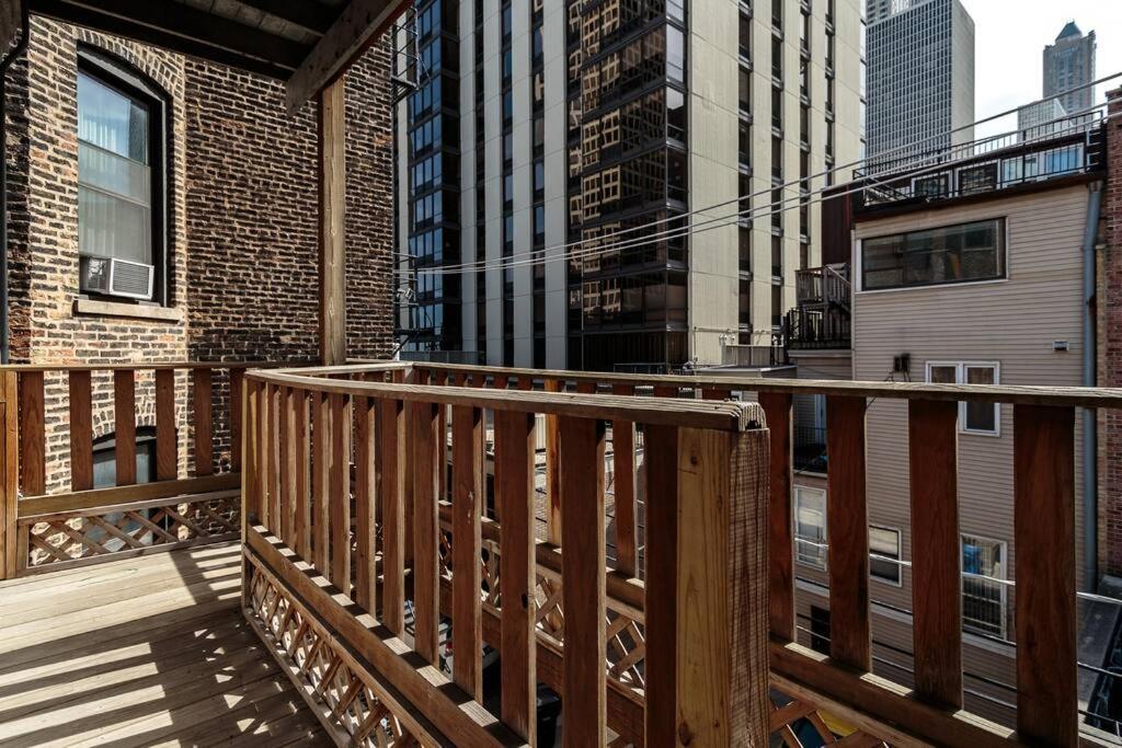 شقة Historic And Unique Brownstone In Gold Coast - Downtown - 3 شيكاغو المظهر الخارجي الصورة