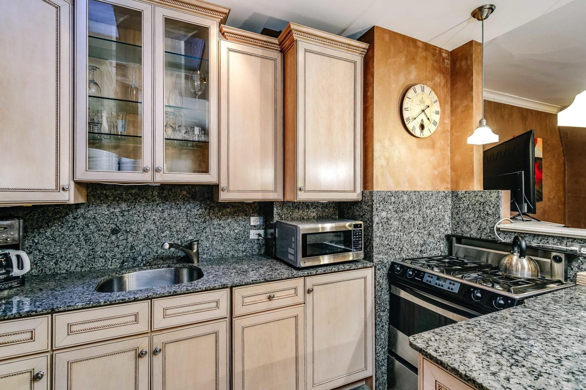 شقة Historic And Unique Brownstone In Gold Coast - Downtown - 3 شيكاغو المظهر الخارجي الصورة
